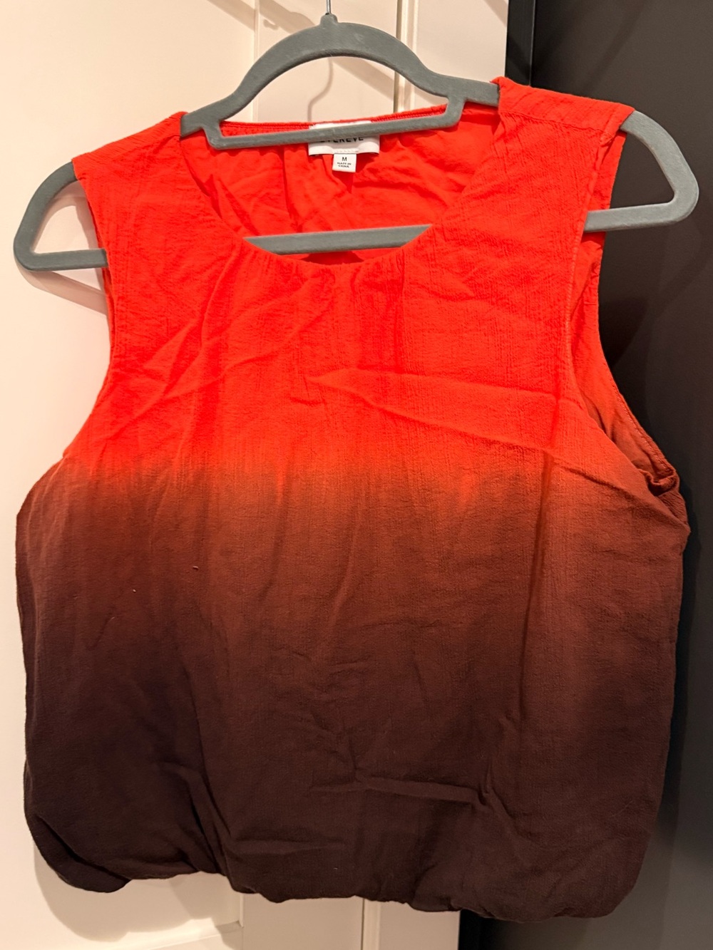 Evereve Sleeveless Ombre Red to Brown Women's Shell Top